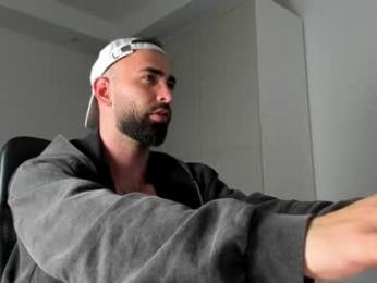 michaelevansx — Chaturbate stream photo (Apr 2026)