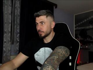 Andy Nice — flirt4freeでウェブカムモデルオンライン