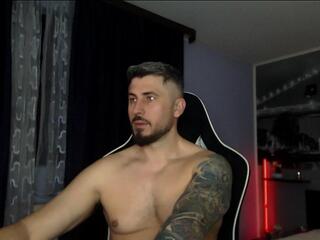 Andy Nice — flirt4freeでウェブカムモデルオンライン