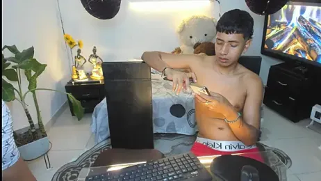 darwinandbrayann — Stripchat stream photo (Mar 2026)