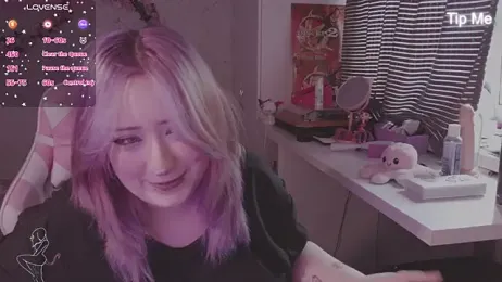 plumpy_girl — Stripchat stream photo (Apr 2026)