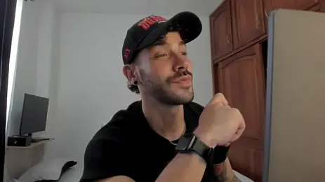 Guyinthemountain — Stripchat stream photo (Sep 2026)
