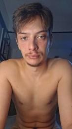 Bballss — cam4でウェブカムモデルオンライン