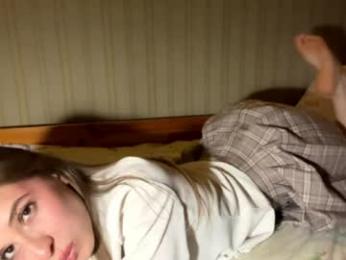 bumblebliss — chaturbateでウェブカムモデルオンライン