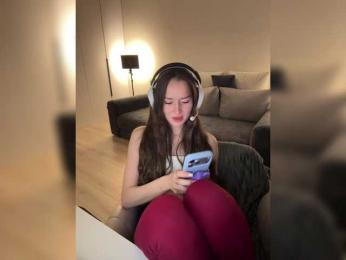 whiteTEA — bongacamsでウェブカムモデルオンライン