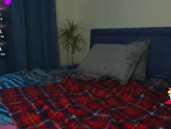 lisi4ka_basik33 — Chaturbate stream photo (Mar 2026)