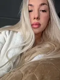 Angel-Barbie — Stripchat stream photo (Feb 2026)