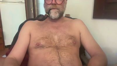 bttm4older1 — Cam4 stream photo (Feb 2026)