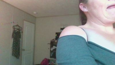 TrixieLynn69 — Cam4 stream photo (Feb 2026)