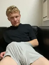Johanes-1817 — Stripchat stream photo (Sep 2026)
