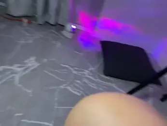 queenryan — Stripchat stream photo (Mar 2026)