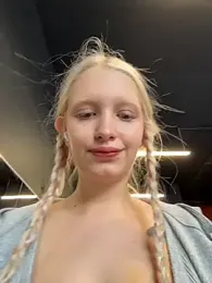 Milkyy_wway — Stripchat stream photo (Feb 2026)