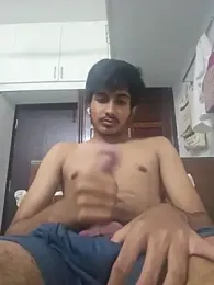 tamil_guy007 — stripchatでウェブカムモデルオンライン