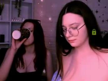 kriss_babyy — chaturbateでウェブカムモデルオンライン