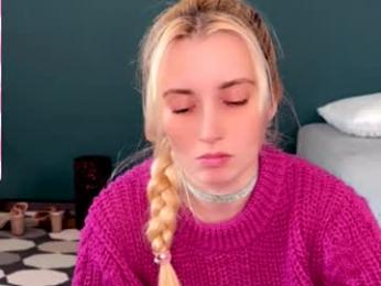 super_peach_stream — Chaturbate stream photo (Apr 2025)