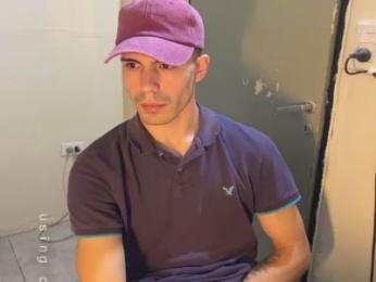 Luis_esq — Cam4 stream photo (Jun 2025)