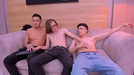 privacy_friends — Stripchat stream photo (Jun 2026)