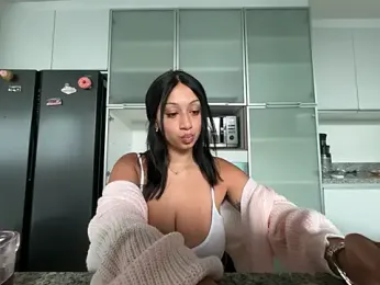 Naomisroom — stripchatでウェブカムモデルオンライン