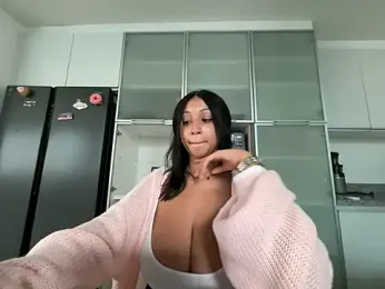 Naomisroom — stripchatでウェブカムモデルオンライン