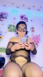 queenny1 — Cam4 stream photo (Apr 2026)