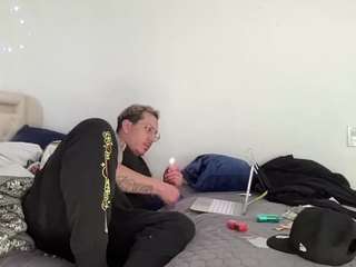 hwdmusclerub — Camsoda stream photo (Apr 2026)