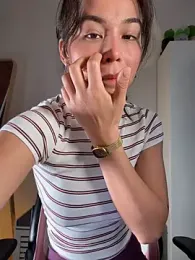 Adriennesexxx — Stripchat stream photo (Mar 2026)