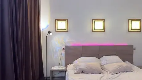 roselyn_rose — Stripchat stream photo (Apr 2026)