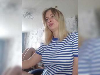 fruittella — bongacamsでウェブカムモデルオンライン