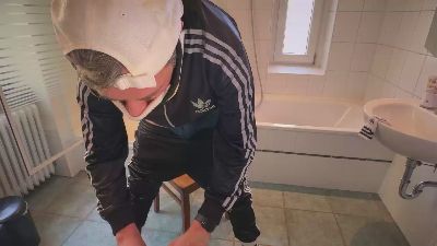 m_daniel_ — Cam4 stream photo (Apr 2026)