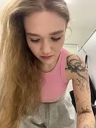 RussianWoman — Stripchat stream photo (Mar 2026)