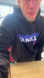 Mr_02_93 — cam4でウェブカムモデルオンライン