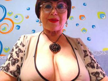 OldKinkyMILF — Bongacams stream photo (Sep 2025)