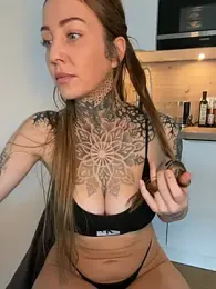 Elenascrib — Stripchat stream photo (Apr 2026)