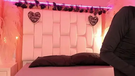 Daphne_And_Roger — Stripchat stream photo (Mar 2026)