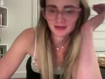brigette_marie — Chaturbate stream photo (Nov 2025)