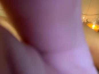 amberkni — Chaturbate stream photo (Apr 2026)