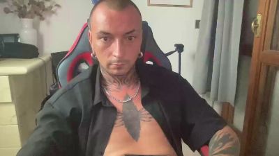 sidvicious23cm — Cam4 stream photo (Aug 2026)