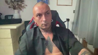 sidvicious23cm — Cam4 stream photo (Sep 2026)