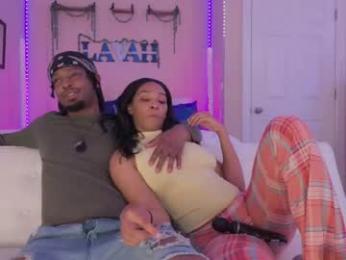 lavahmoon — Chaturbate stream photo (Apr 2026)