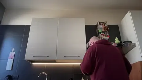 theitalianbear — Stripchat stream photo (Feb 2026)