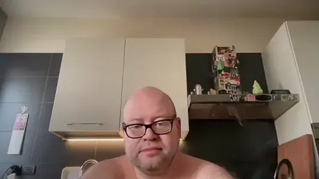 theitalianbear — Stripchat stream photo (Feb 2026)