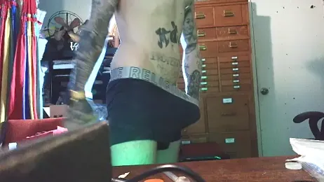 Aru916 — Stripchat stream photo (Dec 2025)