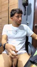 Esteban19PG — Cam4 stream photo (Feb 2026)