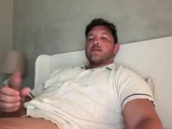 lockdownlove — Chaturbate stream photo (Apr 2026)