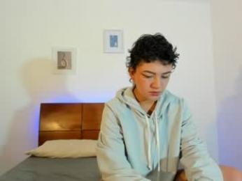 kade_demi — Chaturbate stream photo (Jul 2026)