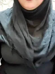 Lovely_Ayesha- — Stripchat stream photo (May 2026)