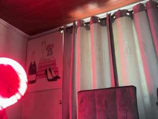 iluvsaffire-bleu — Camsoda stream photo (Apr 2026)