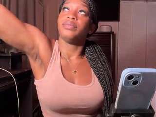 iluvsaffire-bleu — Camsoda stream photo (Apr 2026)