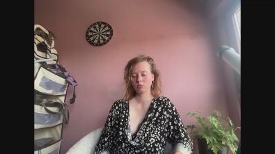 BettyGlow — Cam4 stream photo (Jul 2026)