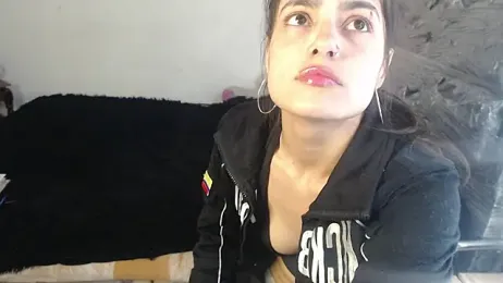 skinny_sweet2411 — Stripchat stream photo (Dec 2025)